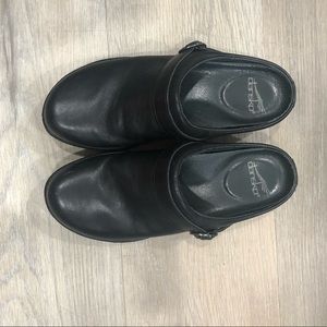 Dansko slip ons